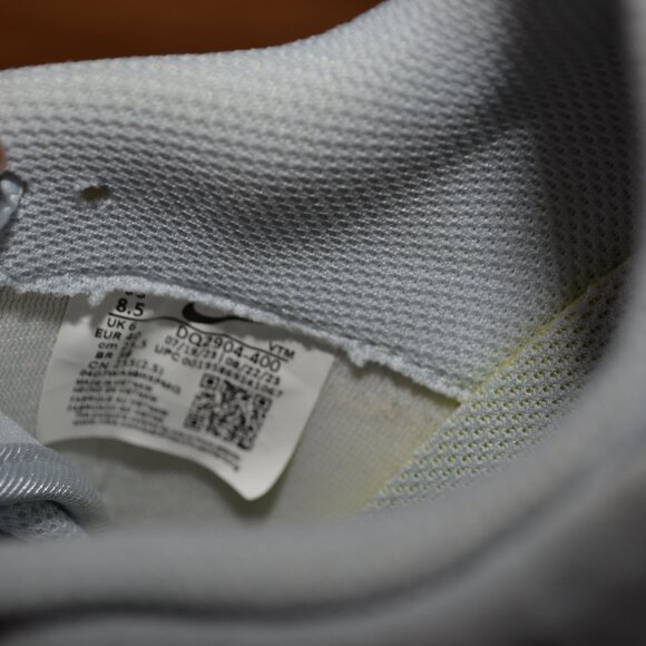 Nike AIR MAX INTRLK NEW Aura/Gray white Athletic Sneakers, sz 8.5 (DQ2904 400) - Picture 13 of 13